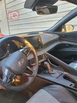 هیوندای ئەلەنترا